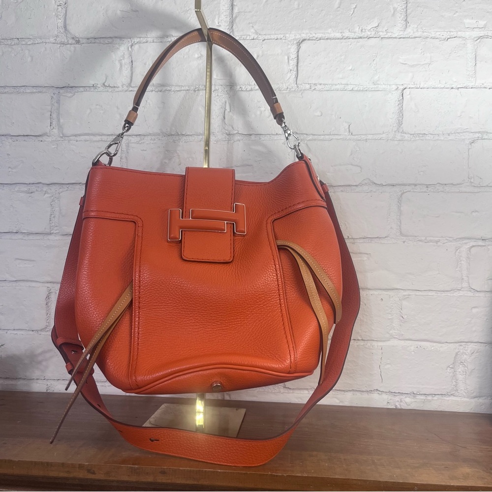 Tod's Double T Small Bucket Bag in Orange